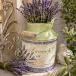 Lavendel Milchkanne – Gartendekoration aus Metall
