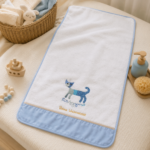 Rosina Wachtmeister Handtuch „Club der Minis“ – 50 × 100 cm Blau